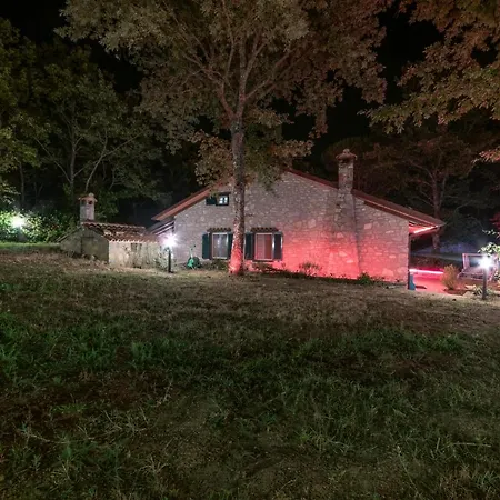 Bog - Con Piscina E Campo Da Tennis Villa *