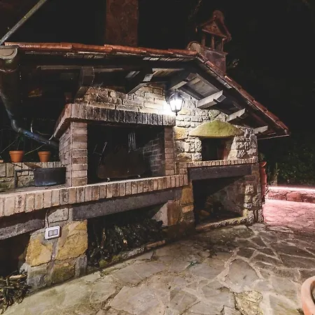 Bog - Con Piscina E Campo Da Tennis Villa *